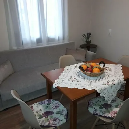 منزل ريفي Dimitra's Garden