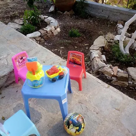 Dimitra's Garden منزل ريفي